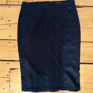 JustFab Classic Black Pencil Skirt